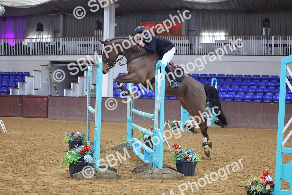 SBM_008684 - Class 22  - Senior Newcomers/ 1.10m Open - First Round (1.10m)