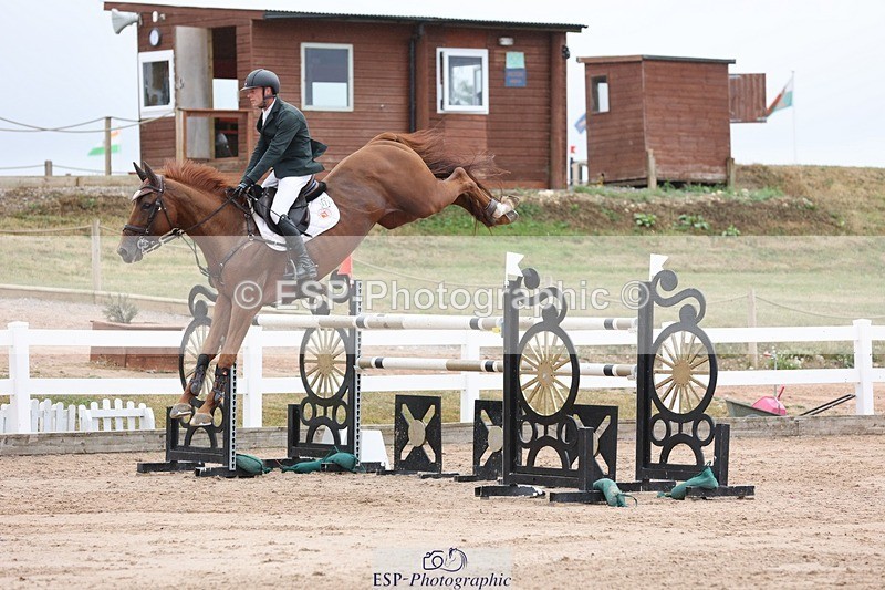 250717-132928-05371 - Cls 1, 3 Star Small Tour Start to Break