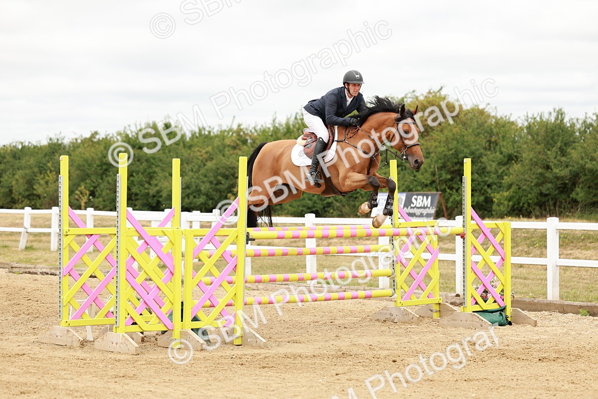 SBM_017659 - Class 21 - Senior Newcomers Championship 2d Rd