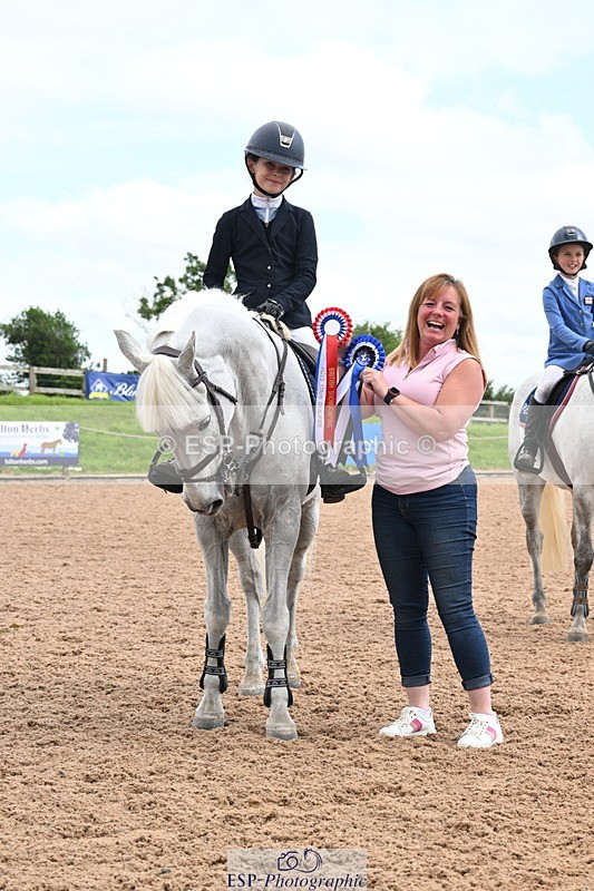 240630A-154015-14640 - Cls 25 HOYS 138cm Jump Off and Presentations