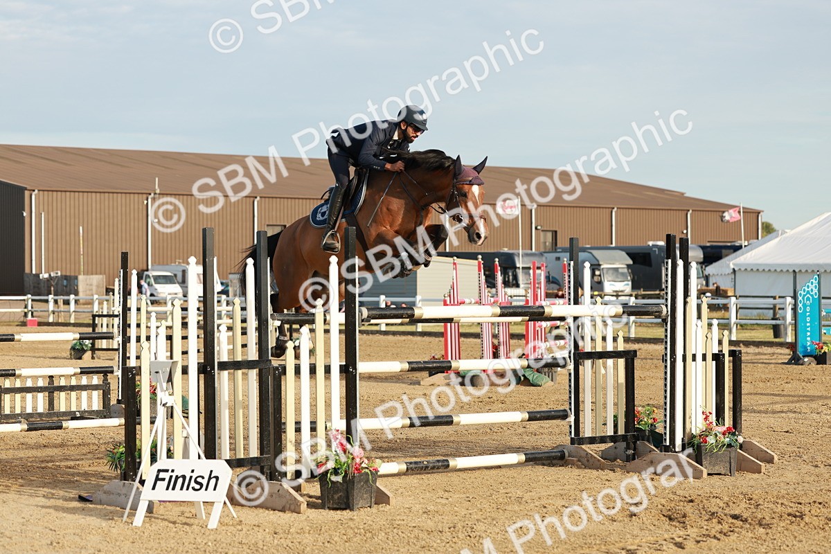 SBM_009081 - Class 6 - National 1.30m 1.40m Open Handicap