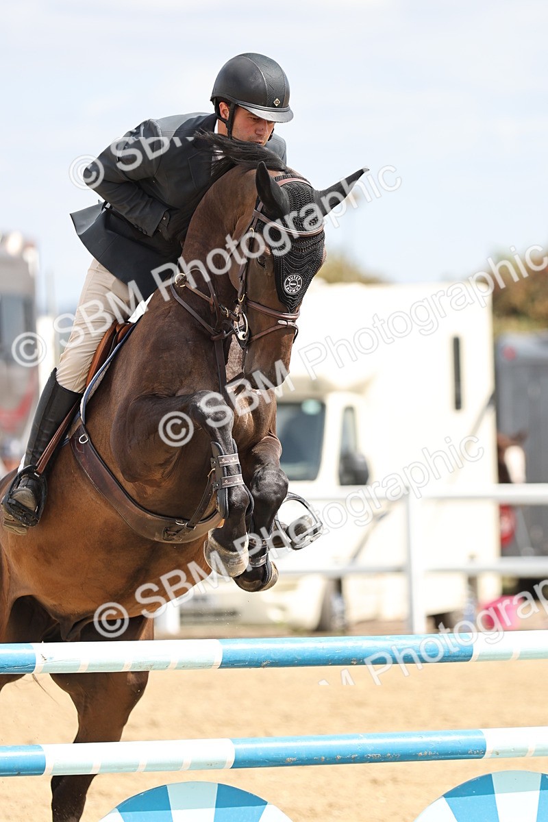 SBM_004728 - Class 5 - Senior Discovery - 1.00m Open