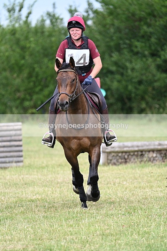 WJ7_4952 - 60cm XC Time 09:58 to 10:16