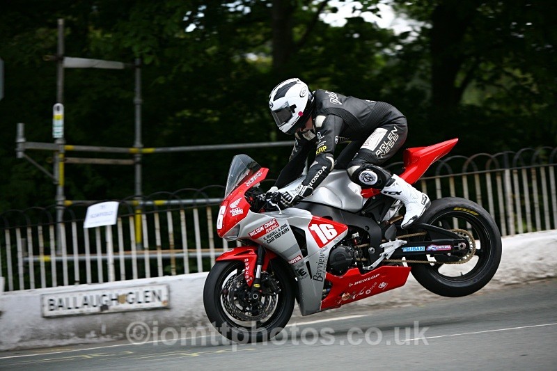  - Superstock Race