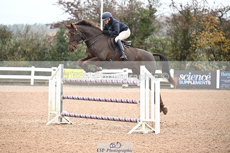 251105-141528-00825 - Cls 06 Fox & 1.20m