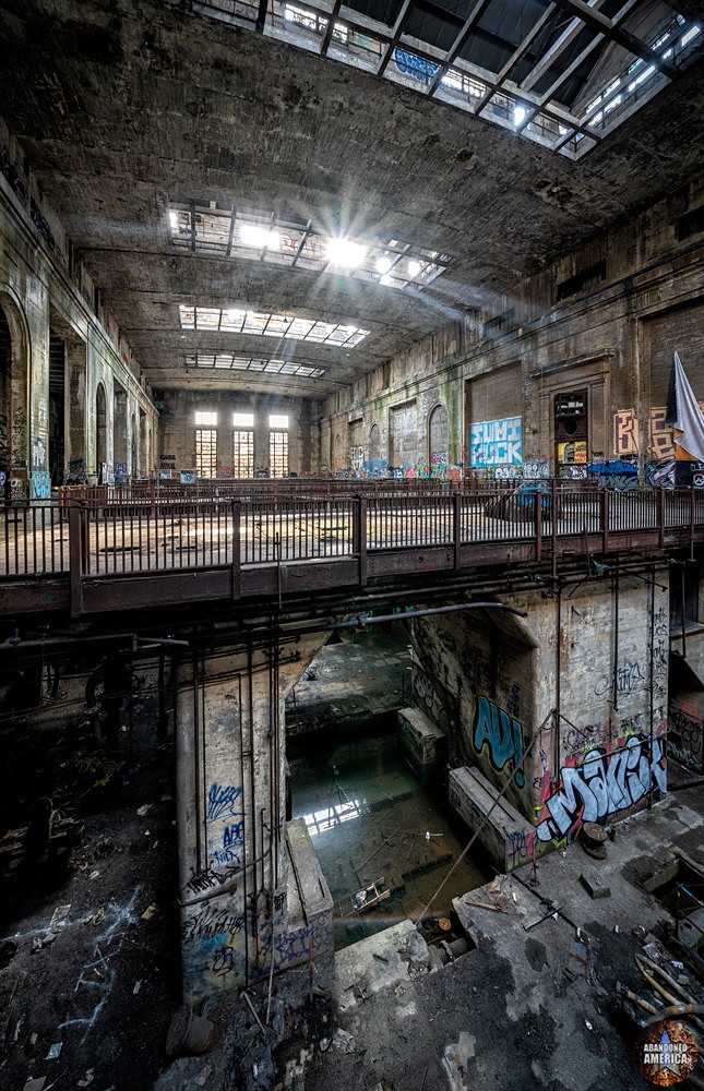 Delaware Station (Philadelphia, PA) | God Ray - Delaware River Generating Station