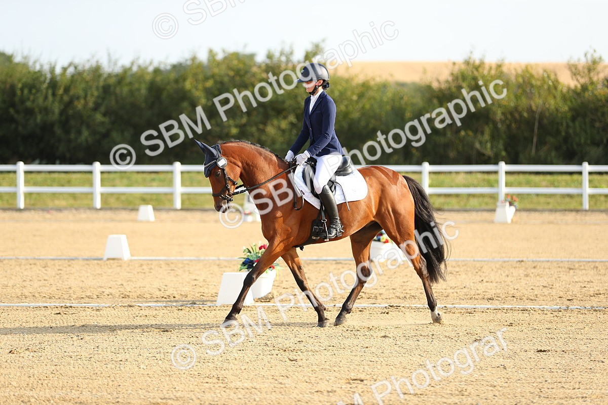 SBM_014954 - Class 13 - Novice 23 - 8,30-9.33