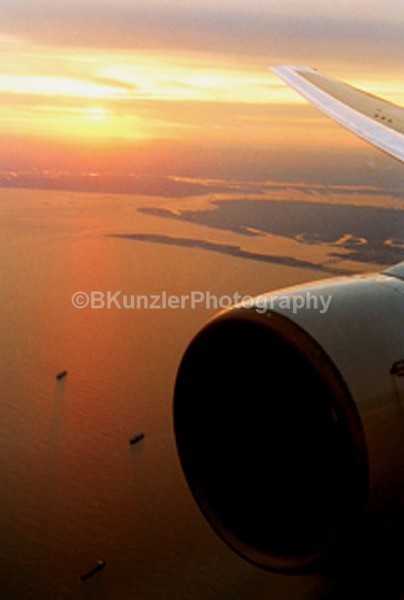  - Airplanes