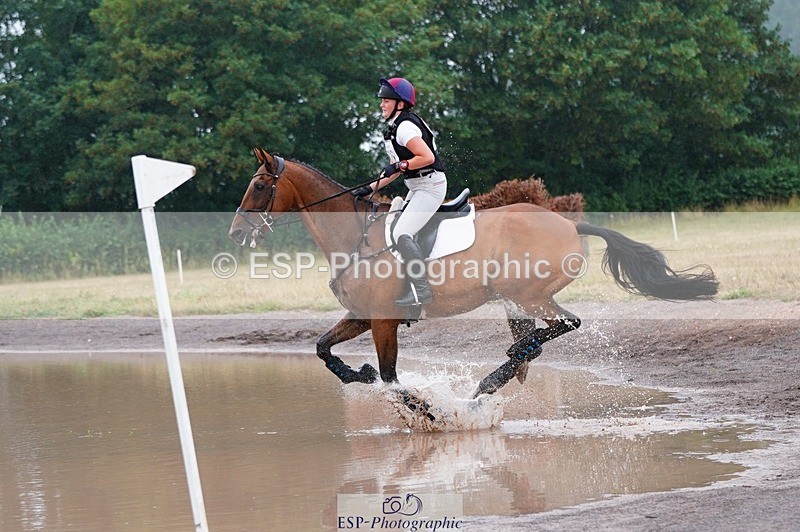 250803A-131132-13788 - M-576-Ella.Otto-SUMMERBRIDGE.TIPP