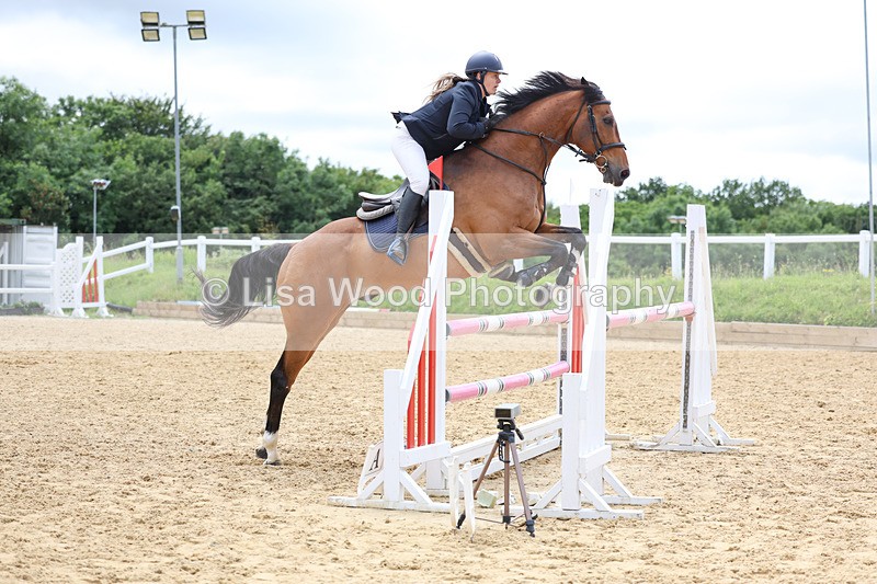 3E7A4313 - Class 7: Senior Newcomers/1.10m open