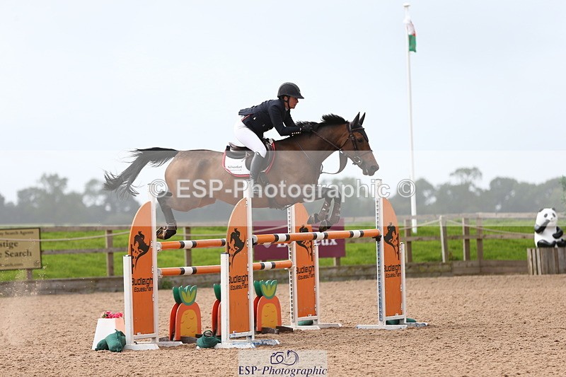 230812A-121209-08886 - Cls 32 Foxhunter