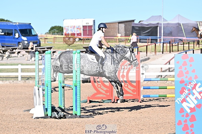 250708A-182929-00546 - 90cm Classes