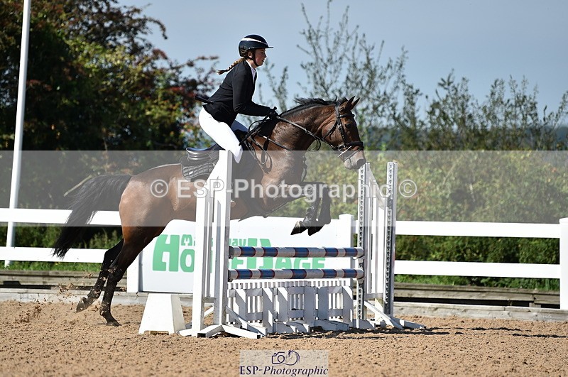 230903A-112524-04185 - Cls 18 Pony Brit Novice & 80cm Open