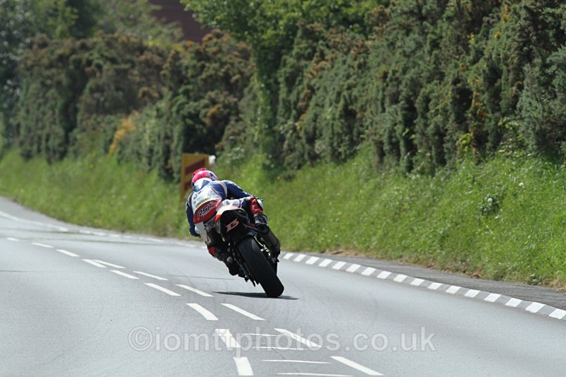 Lee Johnston - Bennetts.co.uk Lightweight TT