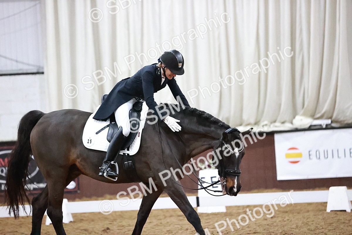 SBM_005427 - Class 18 - FEI PSG