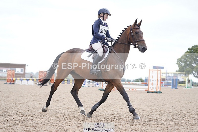 240831A-135250-03487 - 208-Kate.Rowe-PARKER.G