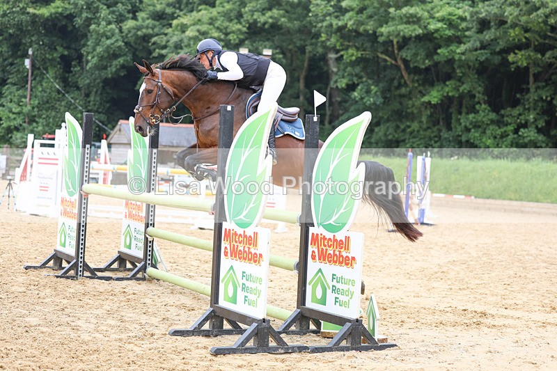 3E7A6335 - Class 8: Senior Newcomers/1.10m open