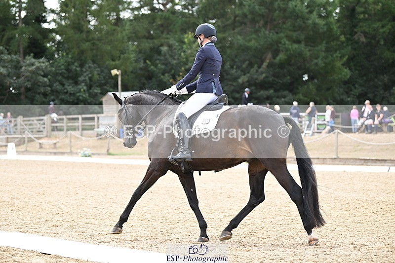 250808A-154541-01384 - 032-Caitlin.BurgessFurst.Sandreo.MFS