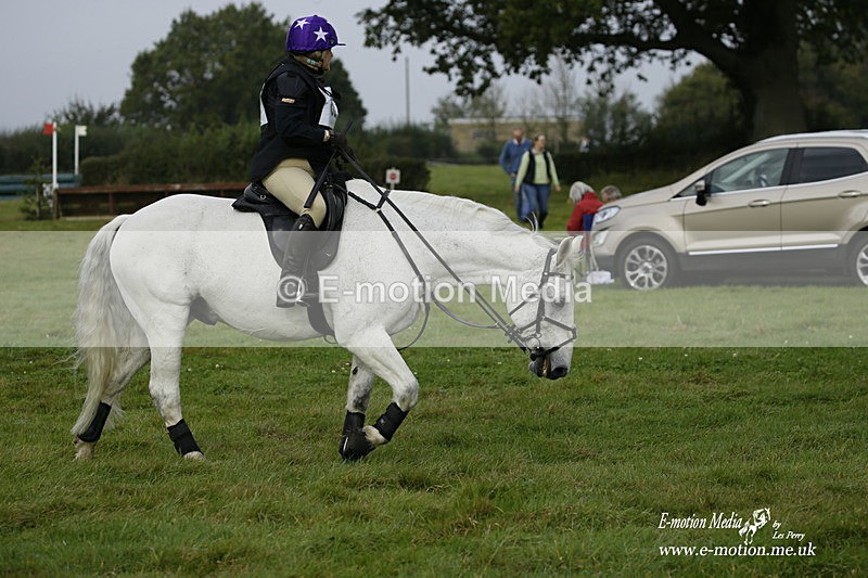  WWHT 171021 0878 - Open Novice (0.80m)  17/10/21