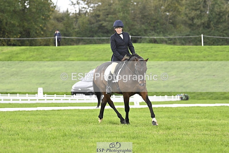 251023A-115805-03977 - F-418-Caroline.Davies