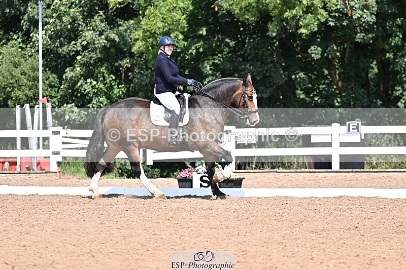 250816-120905-03926 - 134-Abby.HayesRathnagrew.Pride