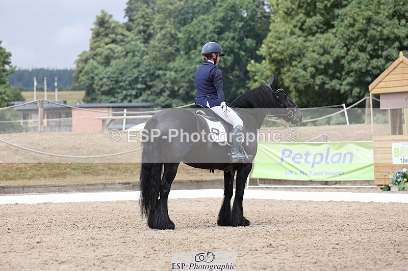 250718A-122334-01119 - 064-Marina.Greenaway-Hynholme.Gladiator