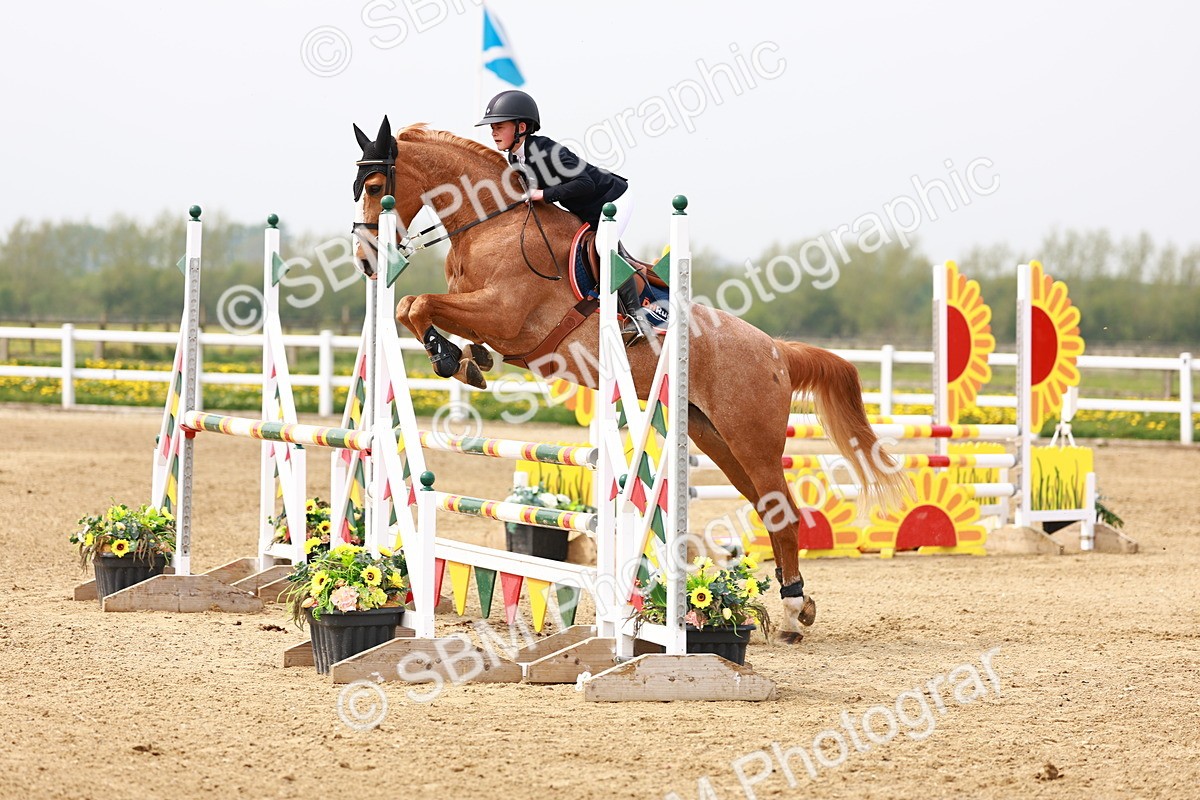  - Class 17 - Senior 1.05m