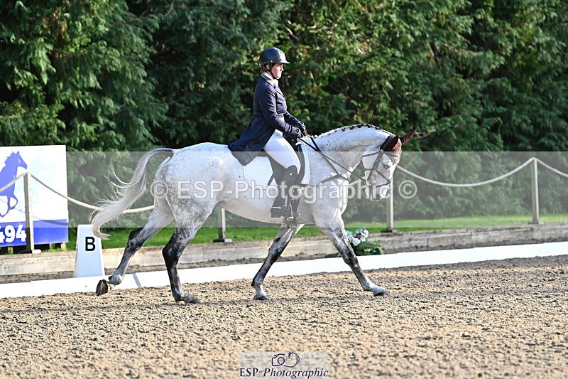 241023-161215-00874 - 014-Lizzie.Luxton-ST.TROPEZ