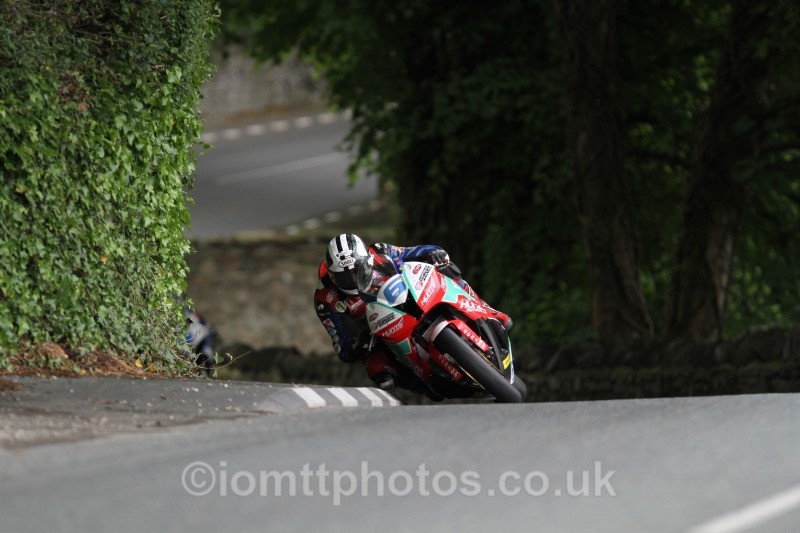 Michael Dunlop Honda / MD Racing - Monster Energy Supersport Race 1