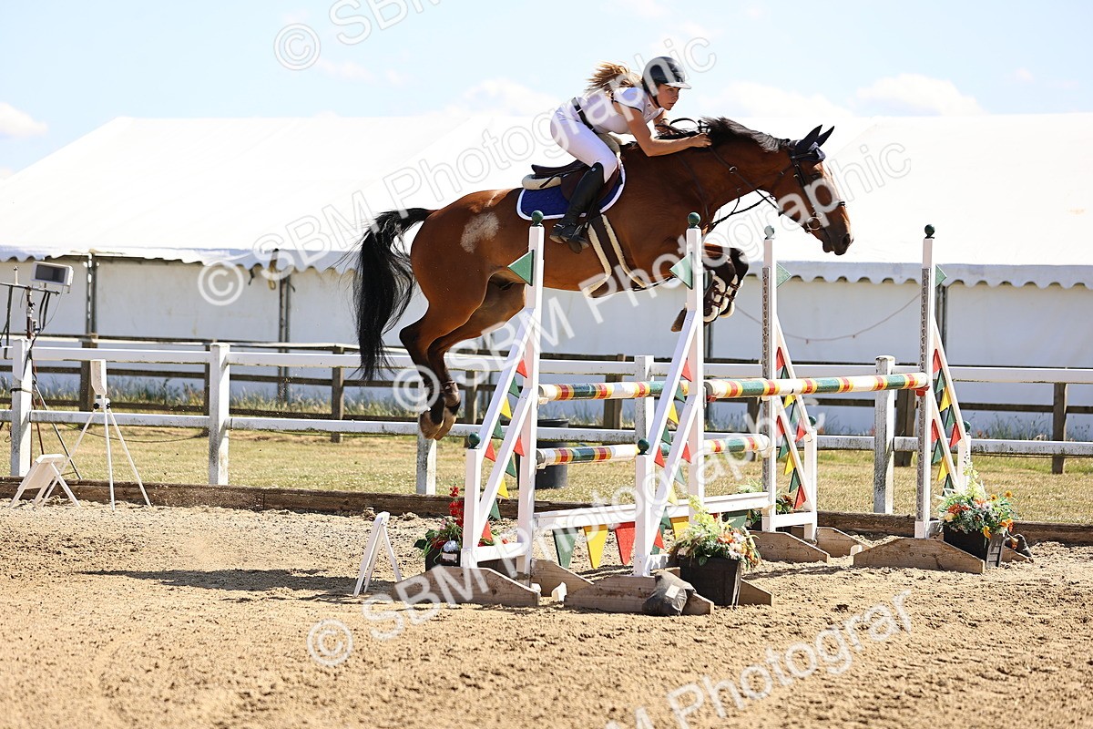 SBM_015282 - Class 16 - Senior foxhunter - 1.20m Open