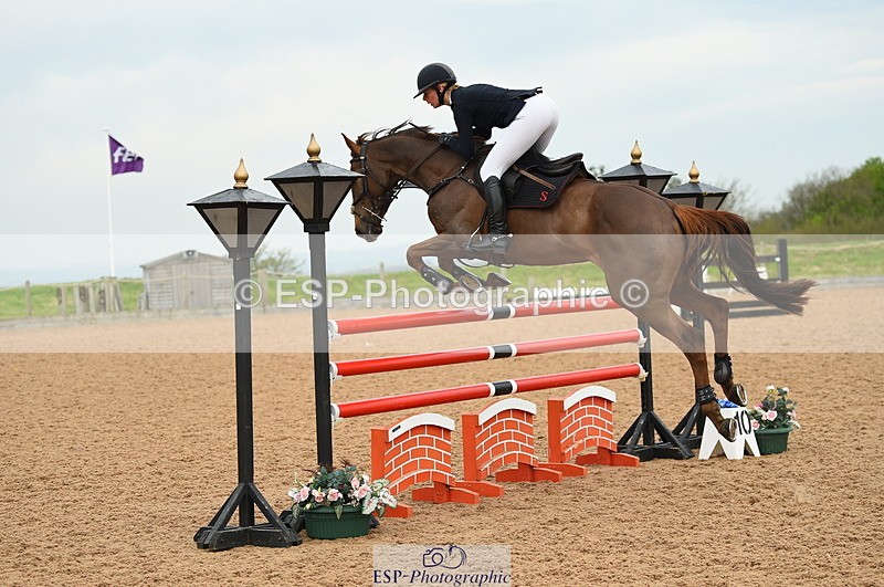 230504A-093120-00380 - Cls 8 Snr Foxhunter