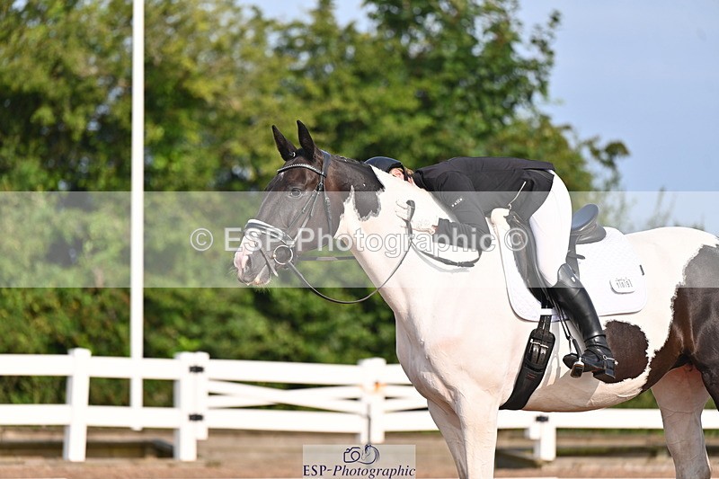 240817A-091202-06537 - 109-Michelle.Head-Alvescot.Winning.Mood