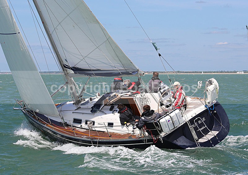 130601 TRUE BLUE GBR8440L WT7A0028 - ROUND THE ISLAND RACE - 1st June 2013