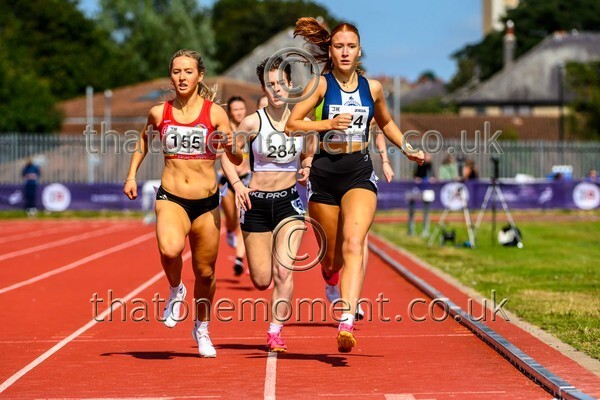 Age25SAT-926239 - Track Female Set One