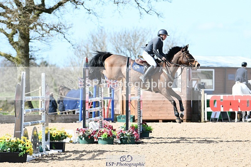 250328-131535-01186 - Cls 3 Snr Foxhunter