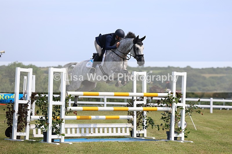3E7A0106 - Class A: Showjumping Senior Open 1.25