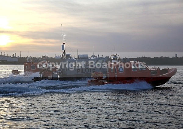 091031 TRIO IMG_5493 - DELTA RIGID INFLATABLE BOATS