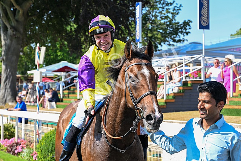 100726-Race 5-Dark Moon Rising-0552 - Race 5 16.30pm Azets Handicap