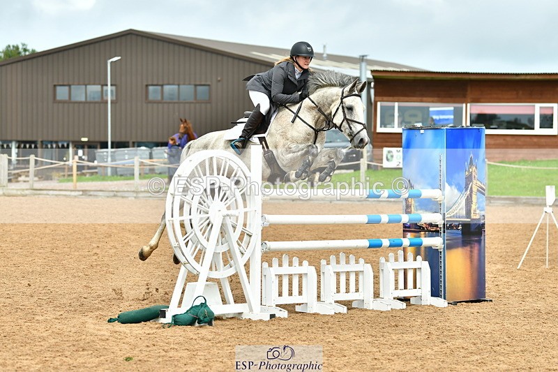 230805A-121417-00371 - Cls 3 Snr Foxhunter & 1.20m Open