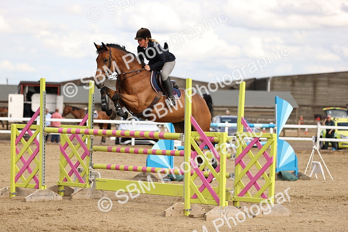SBM_003774 - Class 13 - Senior Foxhunter - 1.20m