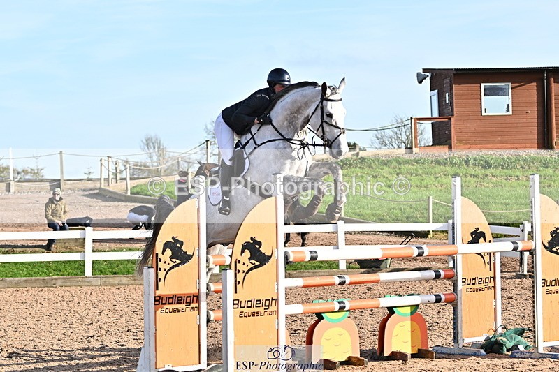 241113A-134936-00727 - Cls 05A&B Snr Fox & 1.20m Open