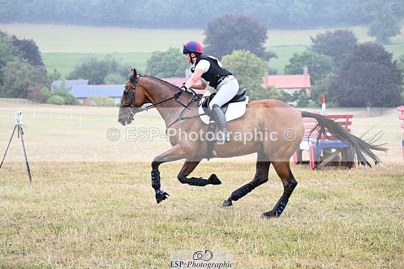 250803A-131205-13598 - M-576-Ella.Otto-SUMMERBRIDGE.TIPP