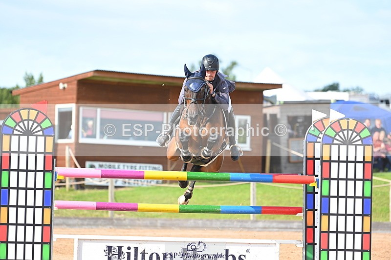 230721A-171330-08037 - Cls 10, 2 Star Big 1.45m Break to End