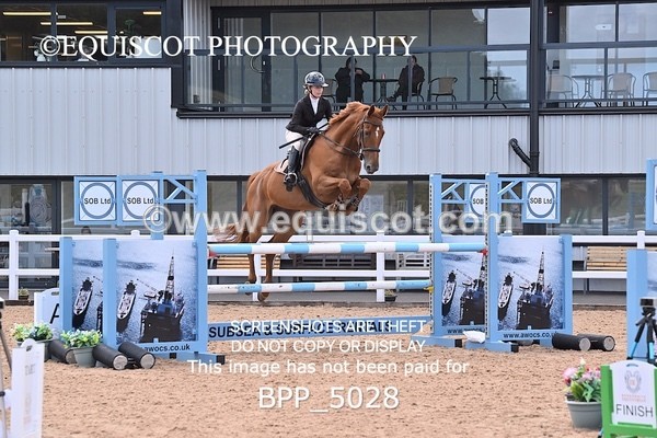BPP_5028 - CLASS 7 THURS Redpost Equestrian Senior Foxhunter/1.20m Open