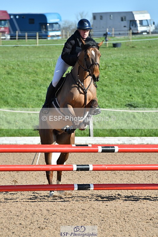 240306A-104254-00195 - Cls 1 British Novice and 90cm Open