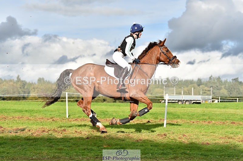 231021-152750-19101 - 556-SHANNONDALE.MOCHA-Lucy.Davies-SC+XC