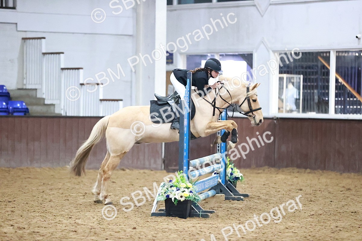 SBM_001769 - Class 9 - Pony Intro 75cm