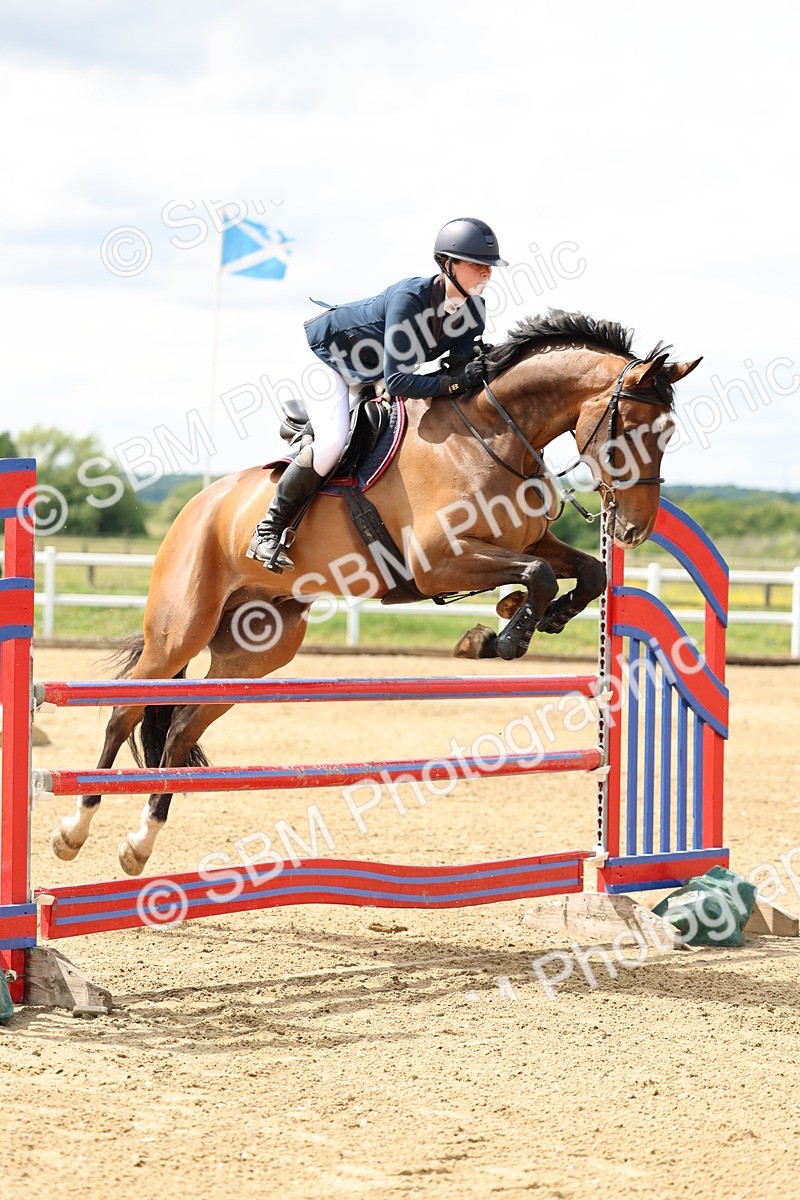 SBM_006016 - Class 19 - Senior Newcomers - 1.10m