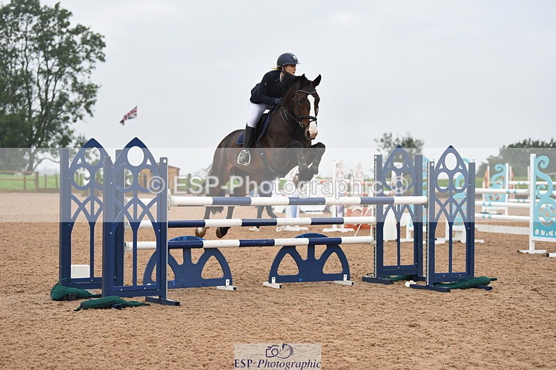 230916A-105346-03939 - Cls 14 Snr Foxhunter