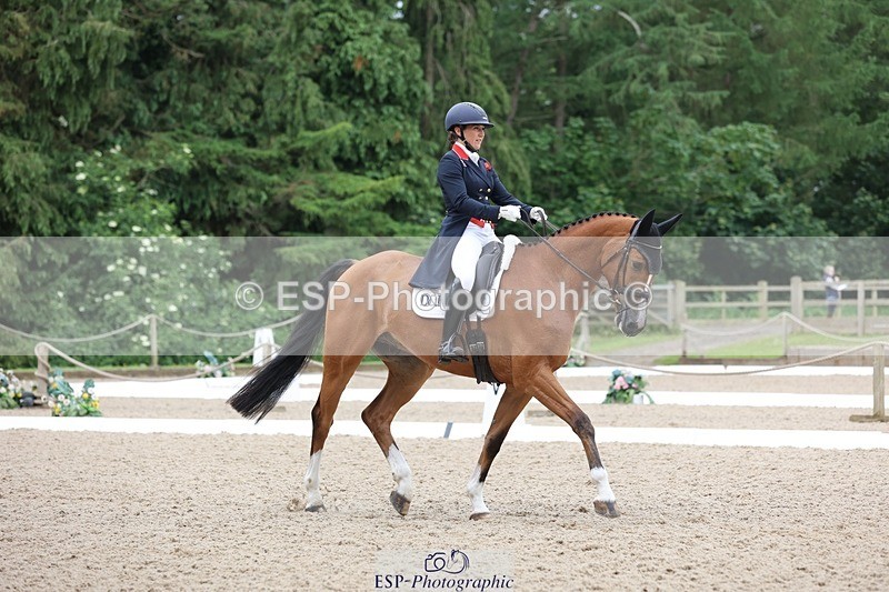 240524-092719-07167 - 255-BALANCERO-Laura_Collett